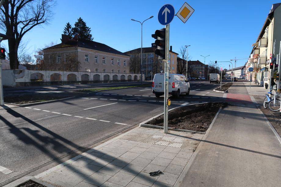 Stadelheimer Straße: Fahrradfreundlicher Umbau fertiggestellt