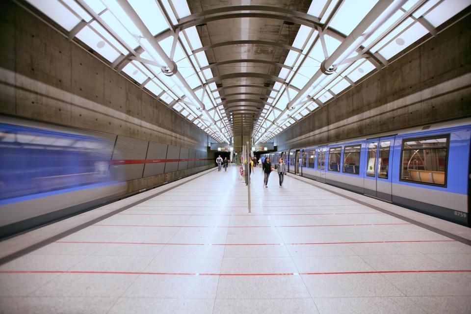 U1/U2: Kein Halt am Kolumbusplatz in Richtung Hauptbahnhof in der Nacht am Donnerstag