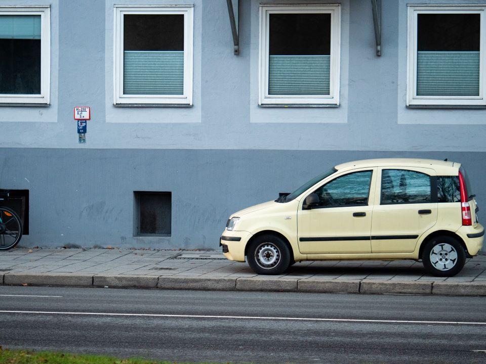 Informationen zum Gehwegparken