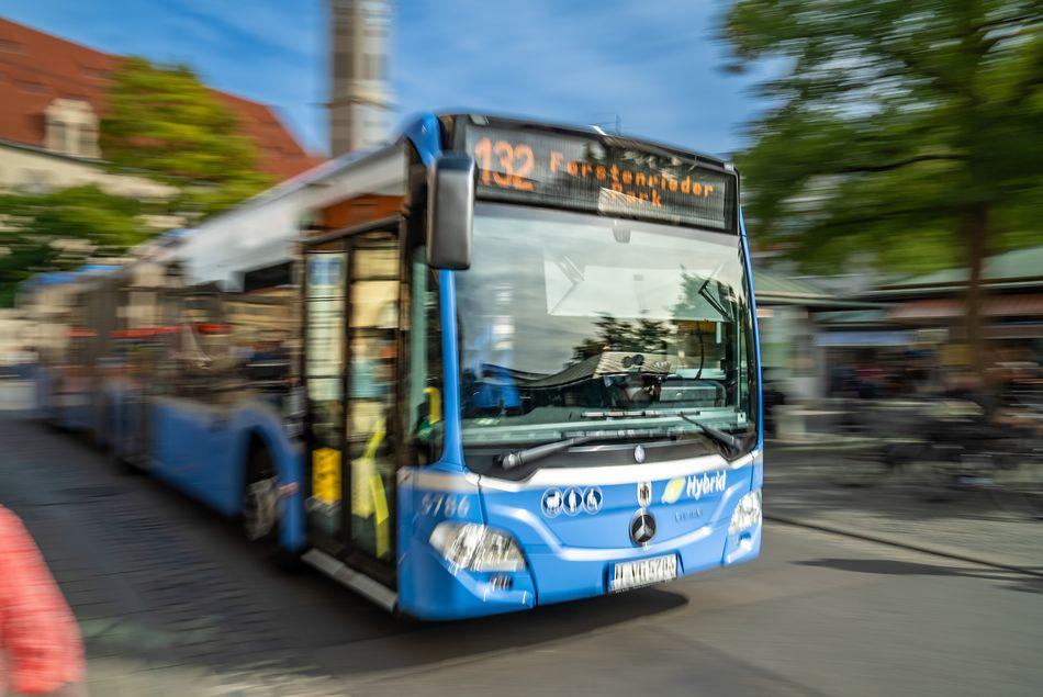 Christopher Street Day: Umleitungen und Unterbrechungen bei Tram & Bus