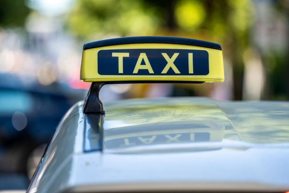 Frauen-Nacht-Taxi: Gutschein-Ausgabe mit neuem Konzept