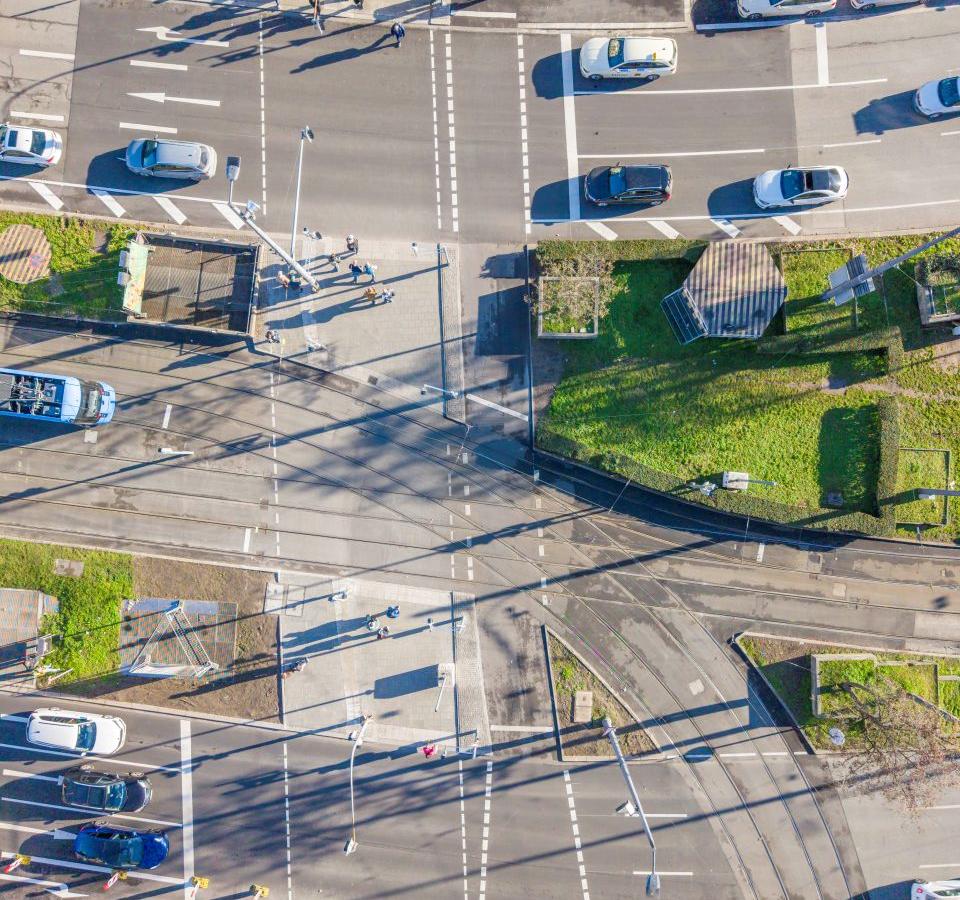 Stachus: Umbau der Rad- und Fußgängerquerung abgeschlossen