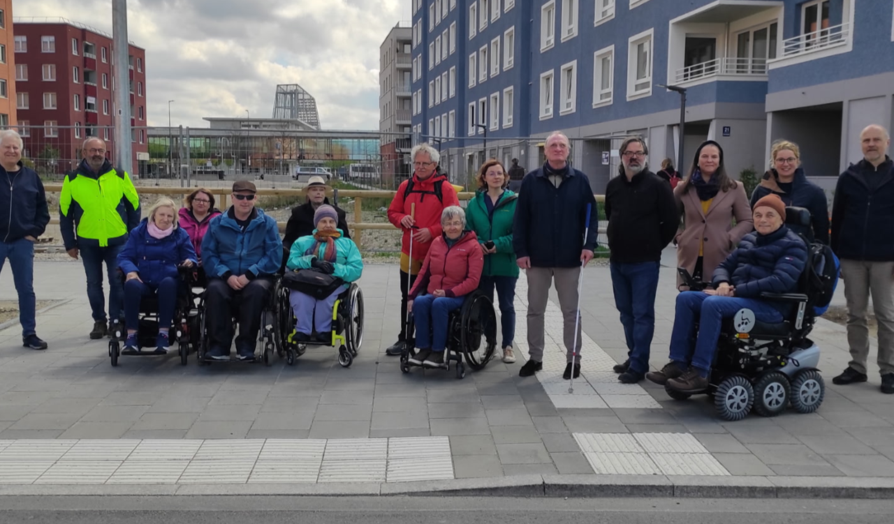 Roman-Herzog-Straße: Pilotprojekt zur barrierefreien Straßenquerung