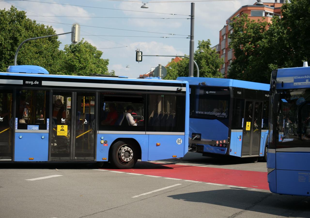 Bus 160: Umleitung am Montag